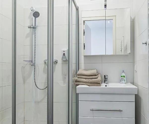 דירה Flarent Apartments-hg